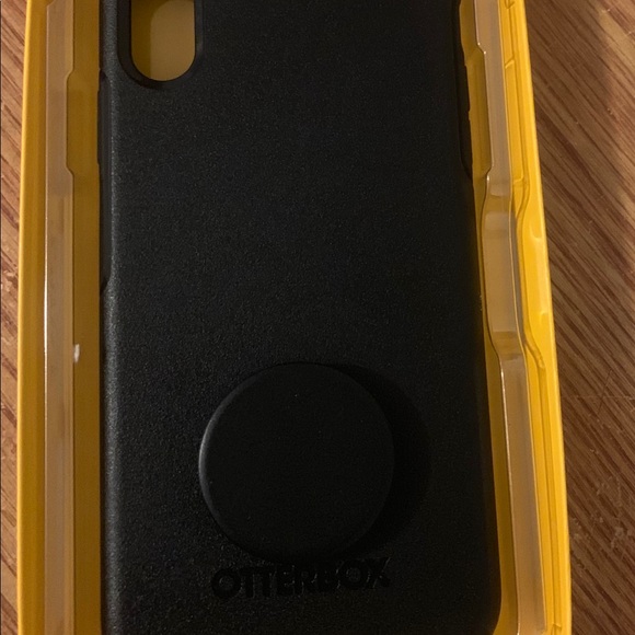 iPhone case - Picture 2 of 4